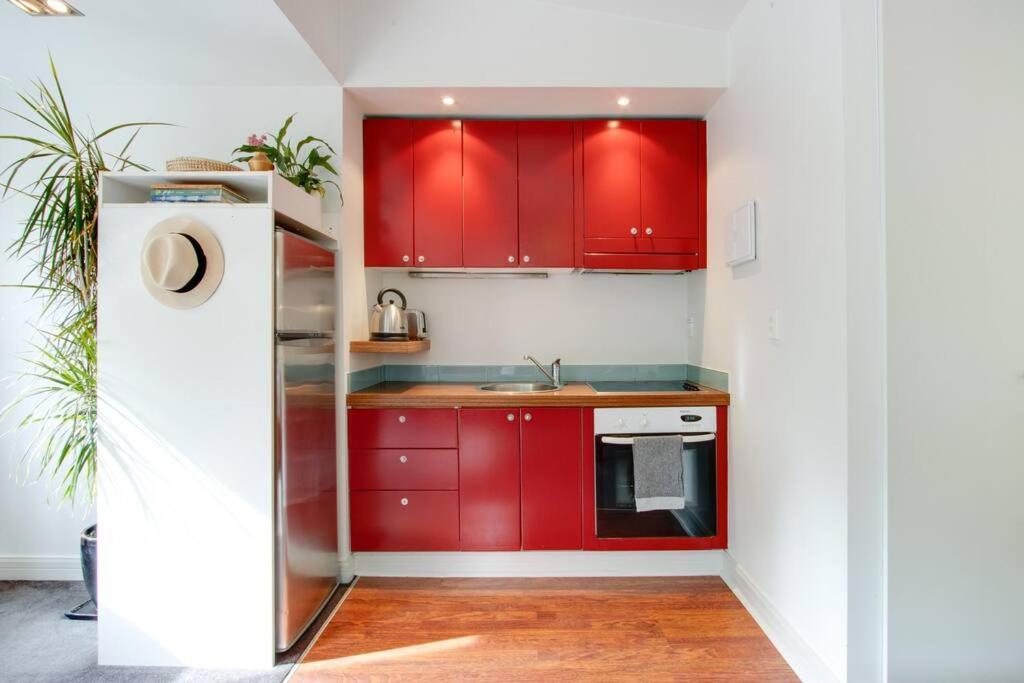 Tiny Home Big Vibes In Central Napier Exteriör bild